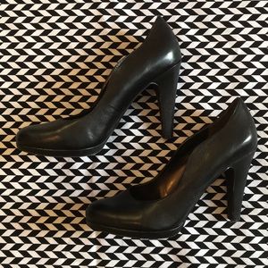 Libby Edelman Black Leather Pumps sz 8.5